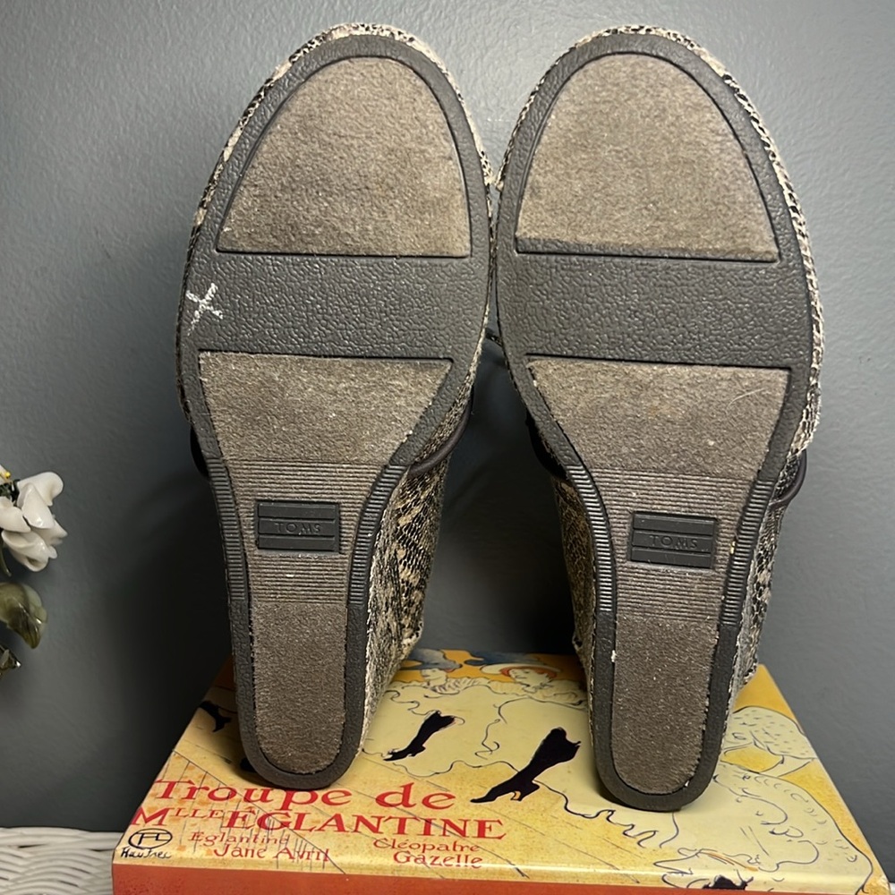 Toms Wedge Ankle Boots - Picture 9 of 11